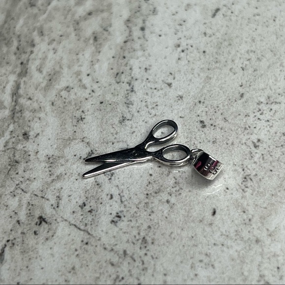 925 Sterling Silver Scissor Pendant - Picture 10 of 14